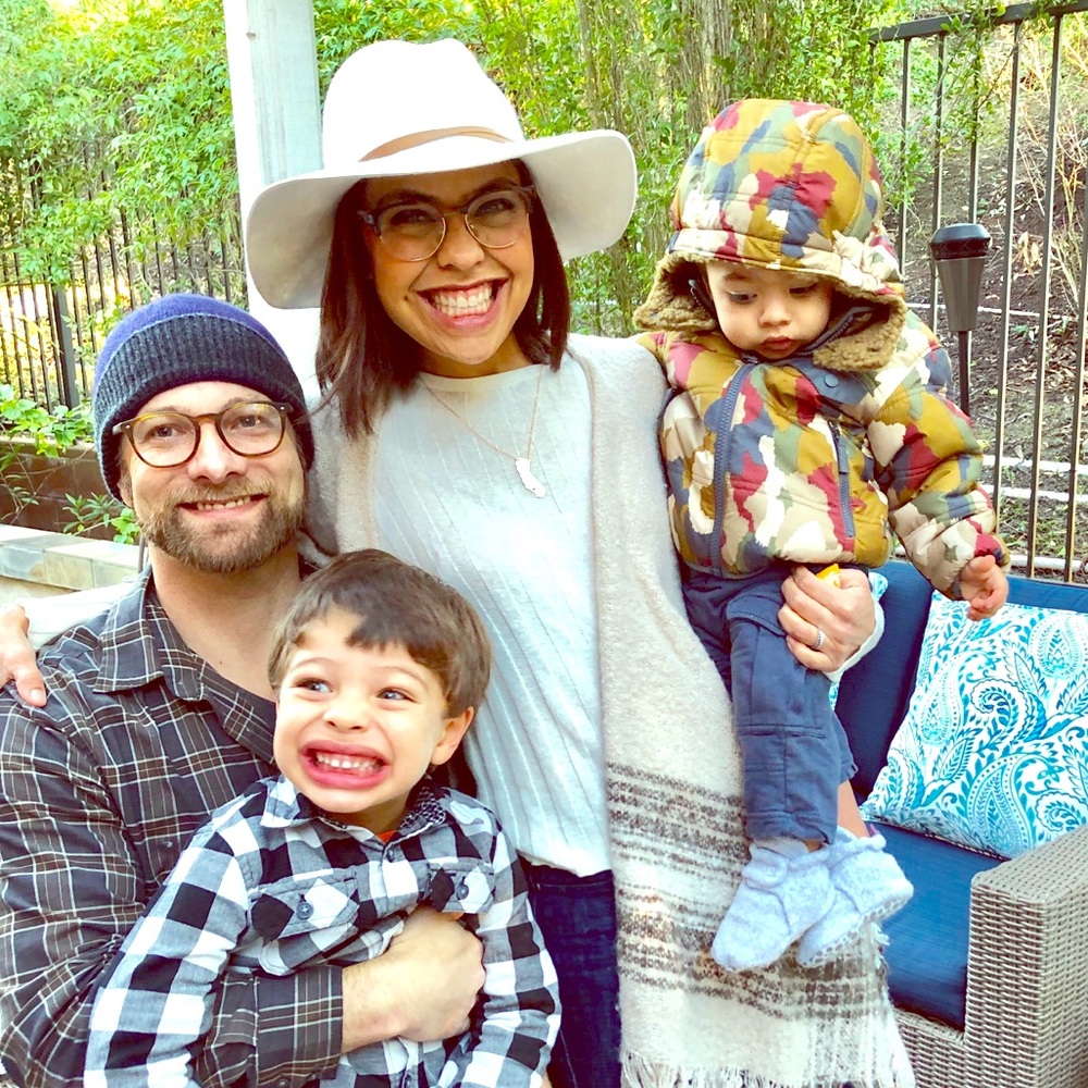 Meet your Posher, Mia